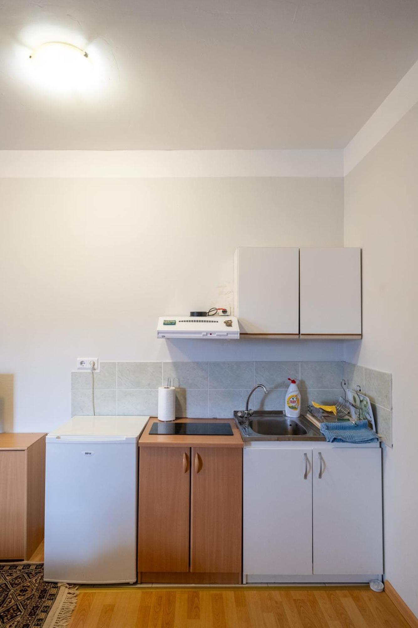 Guesthouse Rose SJJ Eksteriør billede