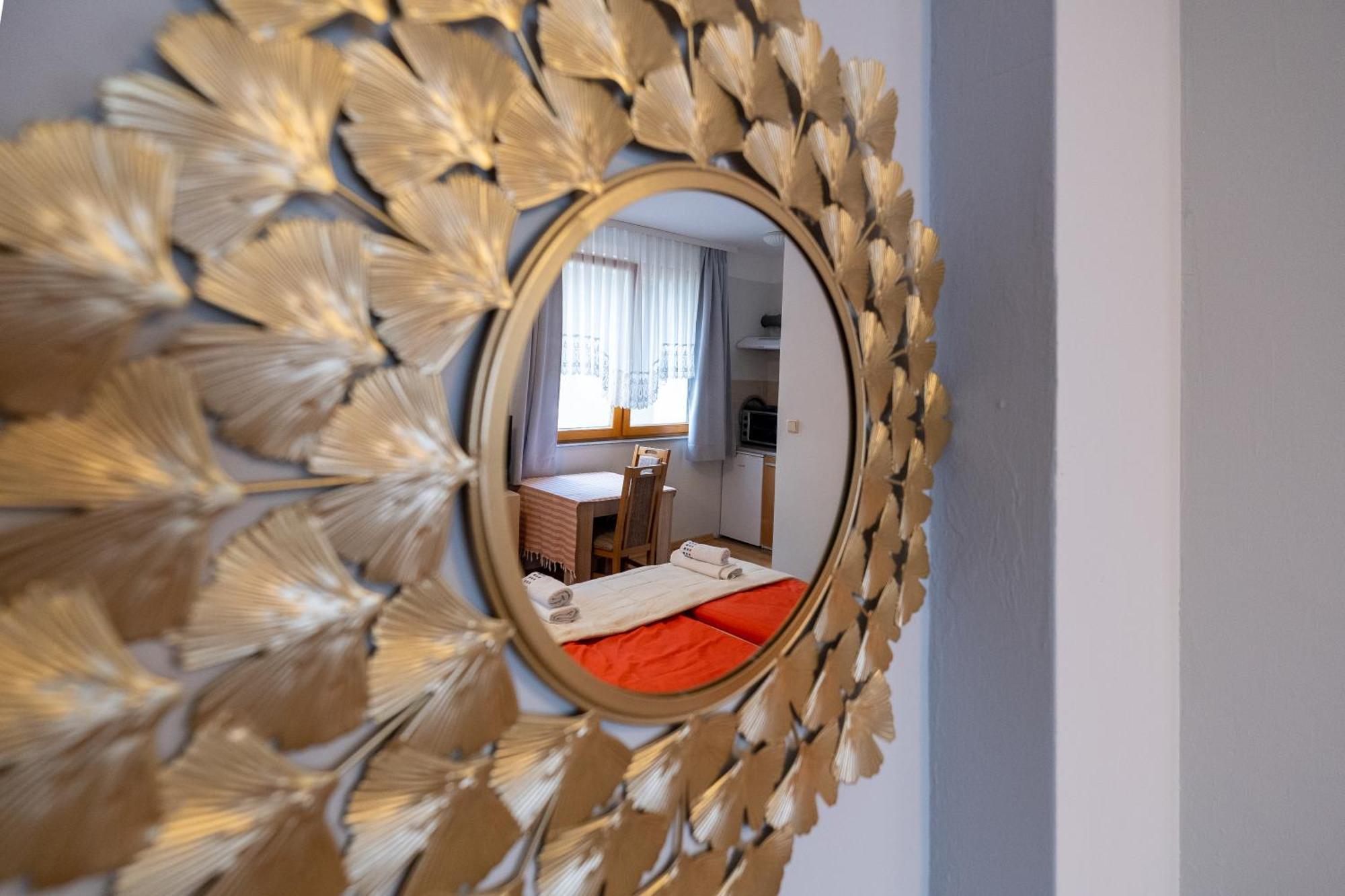 Guesthouse Rose SJJ Eksteriør billede